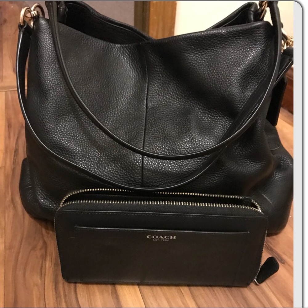 LIKE NEW! Coach Phoebe and Zip Around Wallet